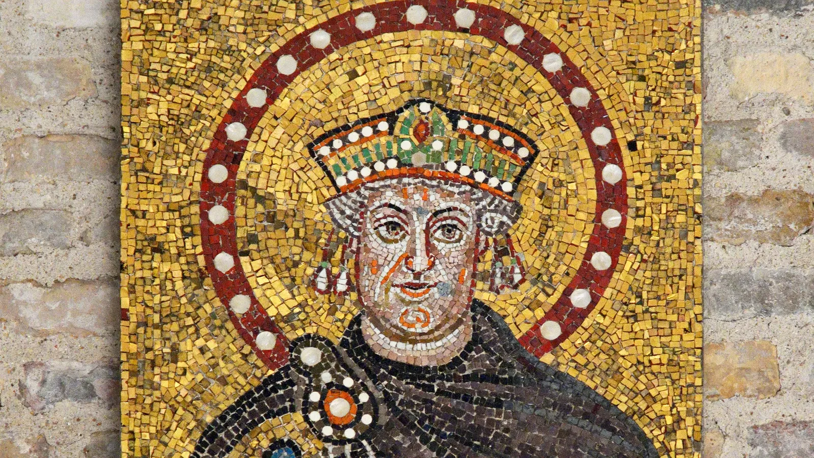 Byzantine mosaic portrait of a crowned and haloed male figure, identified by scholars as Theodoric the Great.