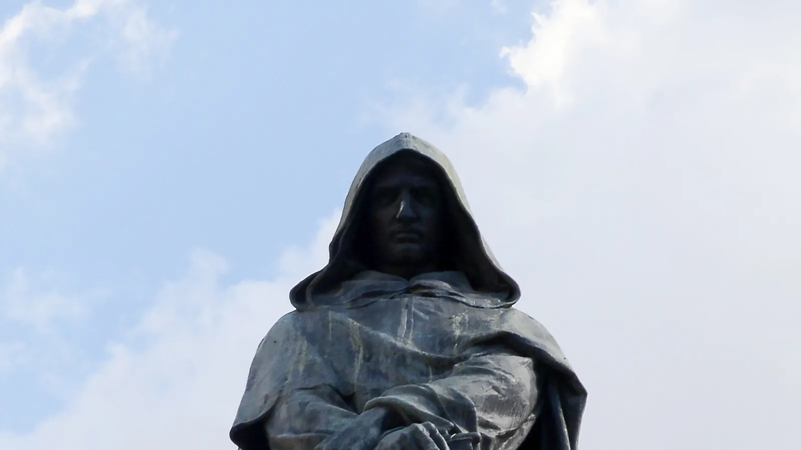 Bronze statue of Giordano Bruno at the Campo de' Fiori in Rome.