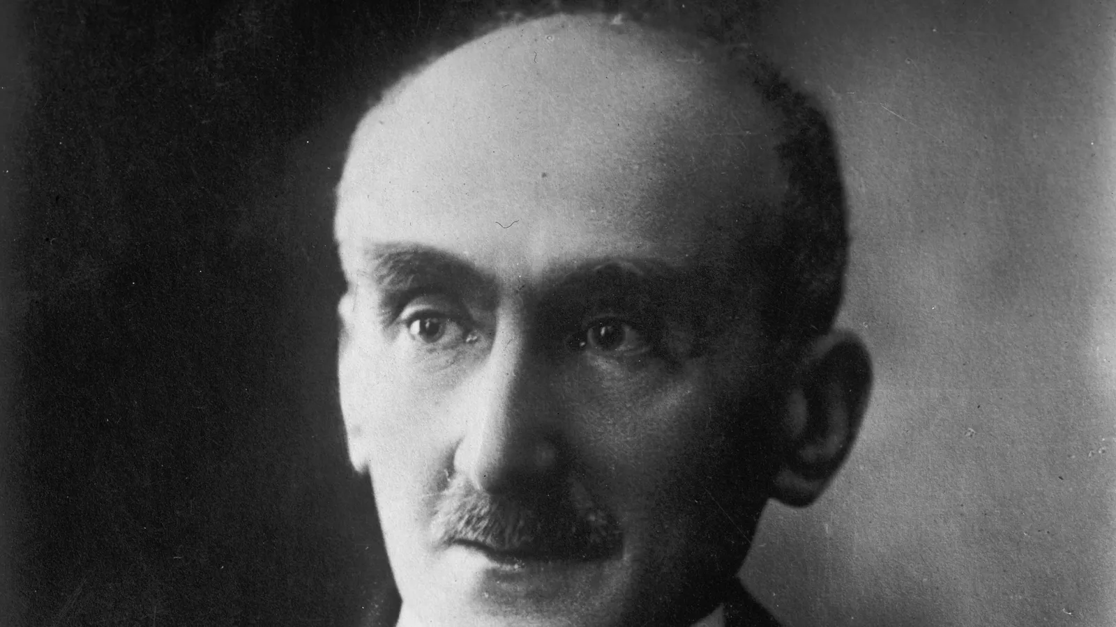 Photographic portrait of Henri Bergson.