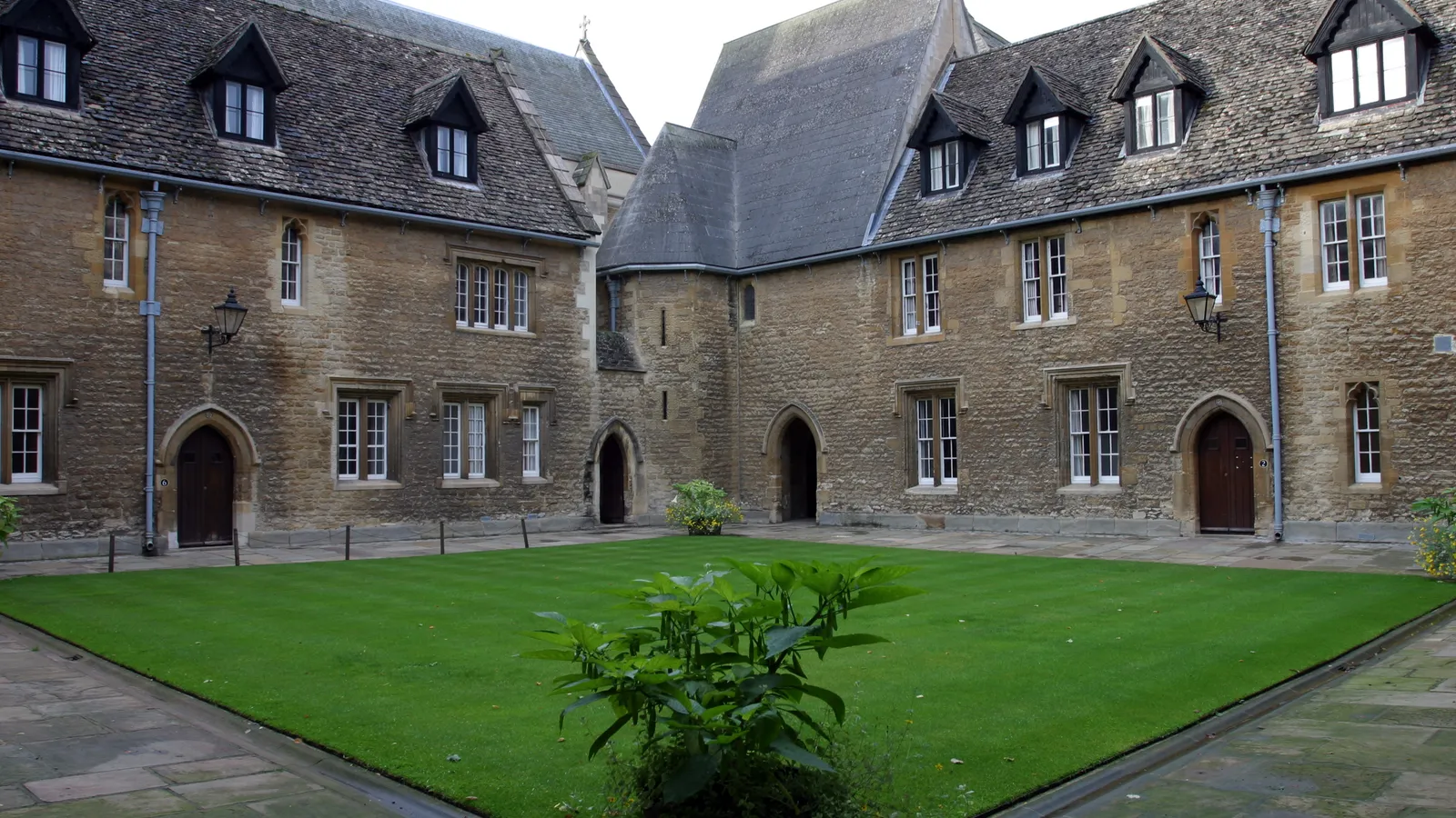 A medieval Oxford college quadrangle.